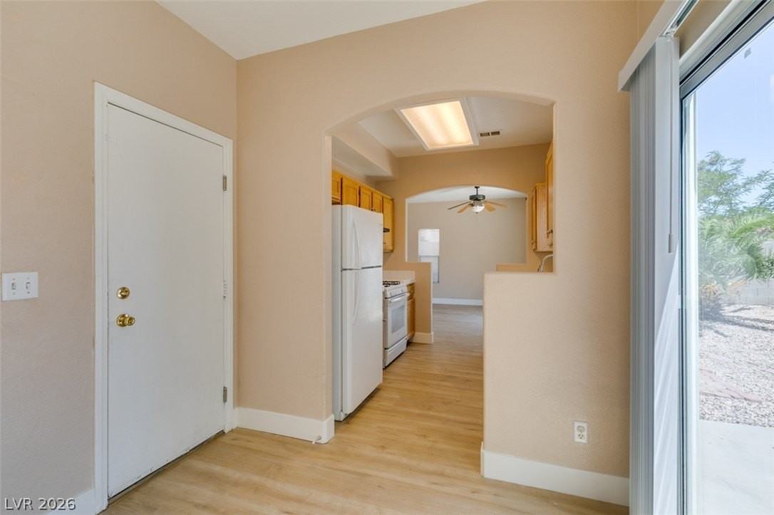 1401 Sycamore Spring Ct - Photo 5 of 26