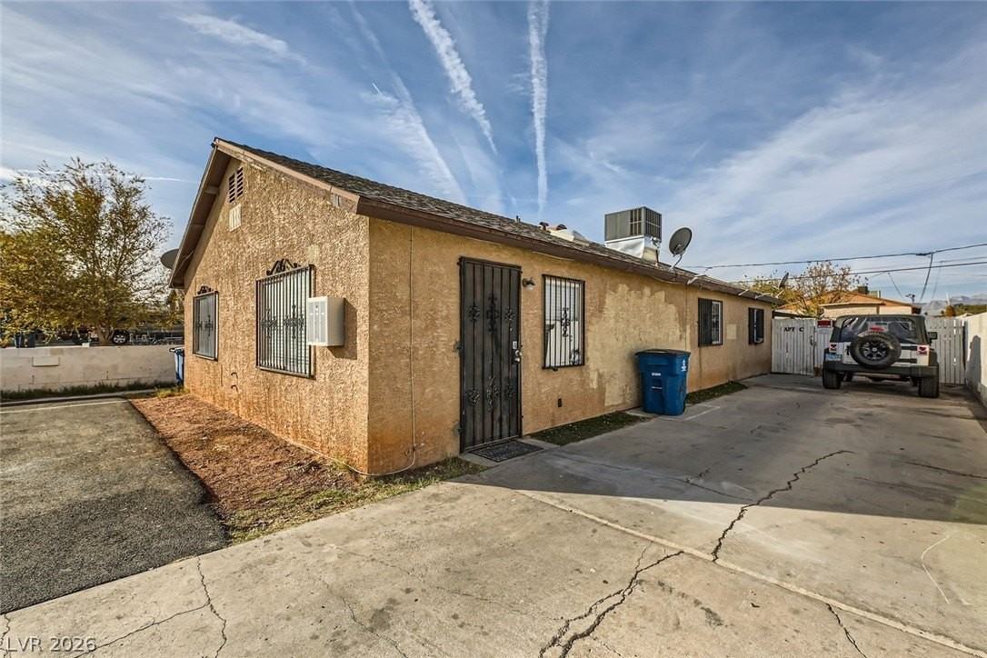 2133 Ellis St #A - Photo 2 of 17