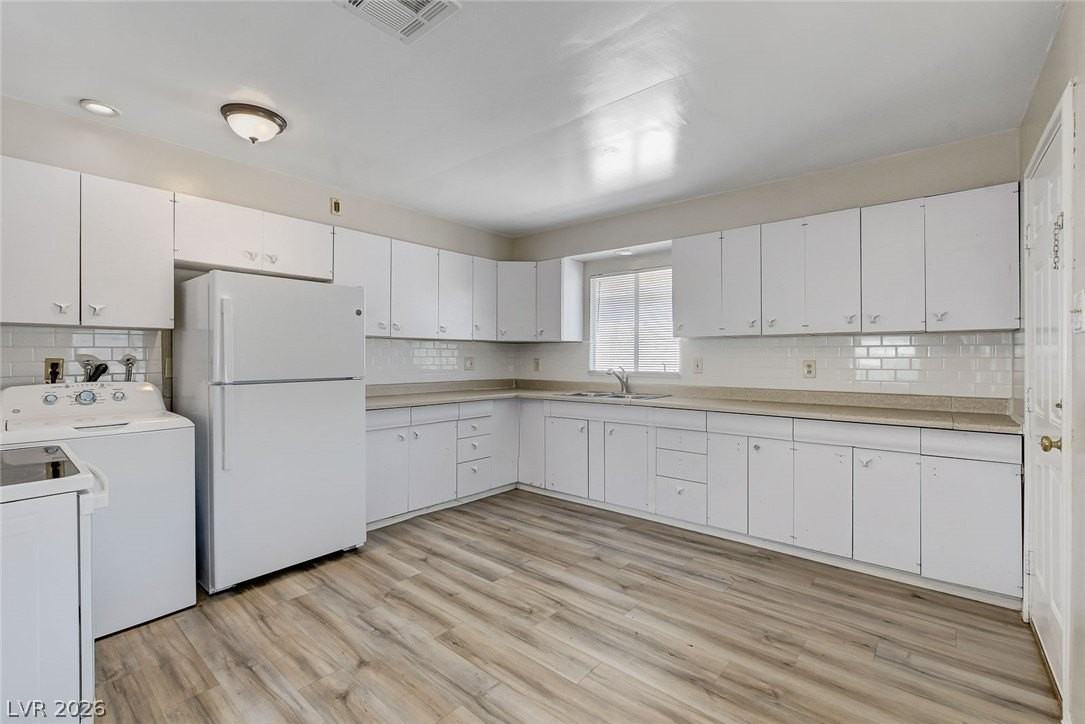 214 W Victory Rd - Photo 5 of 33