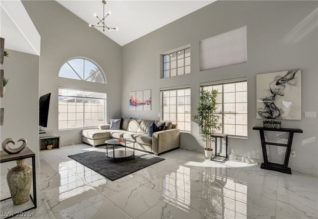 7301 Casa Solar Ct - Photo 4 of 32