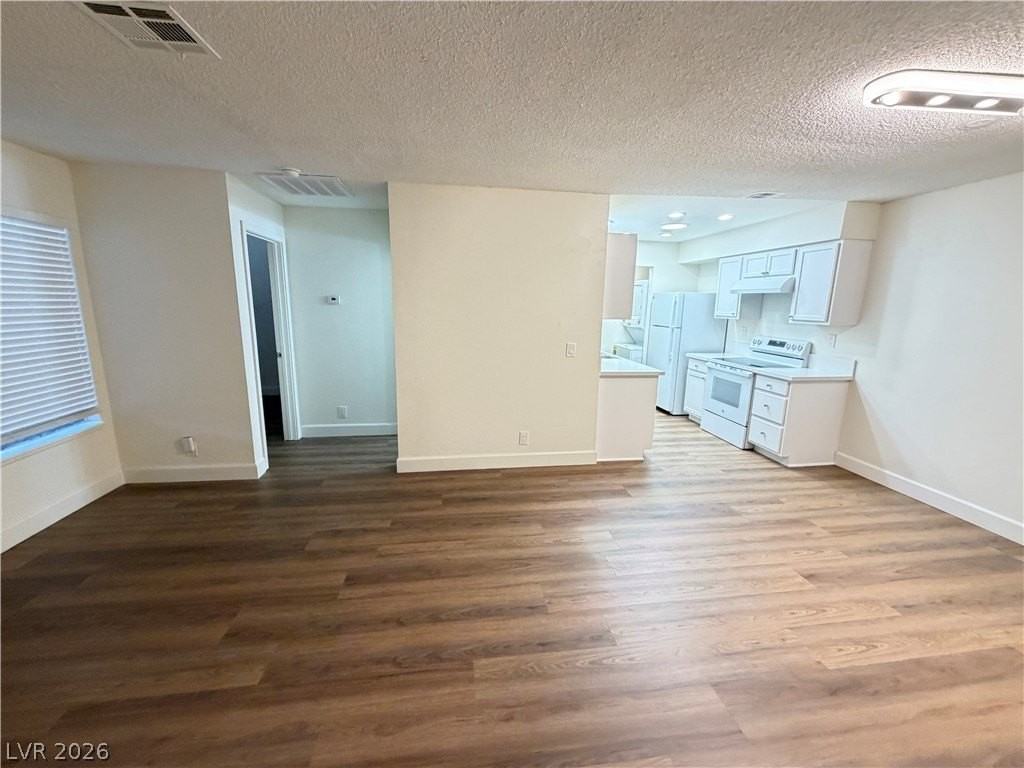 3517 Folage Dr #4 - Photo 5 of 27