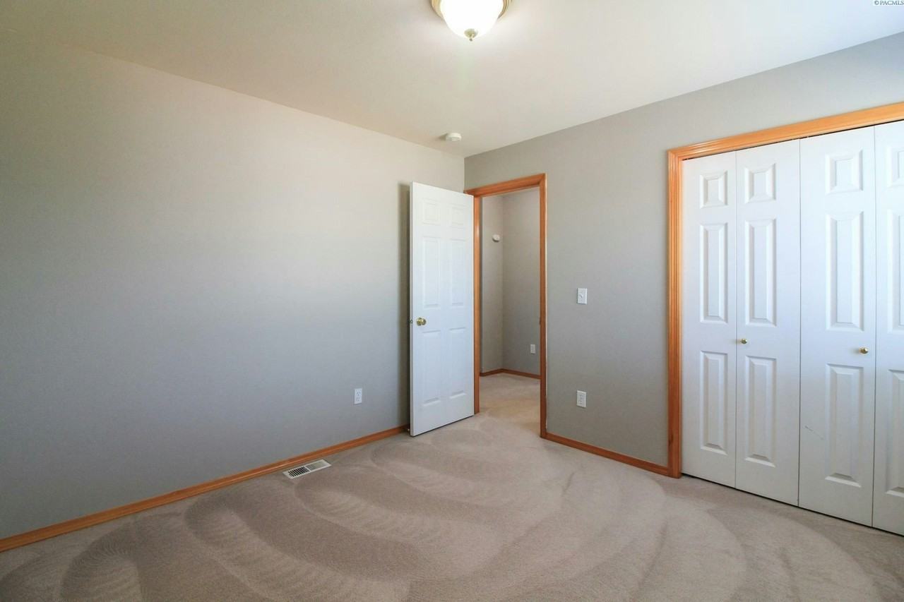 1757 Maui Drive - Photo 4 of 16
