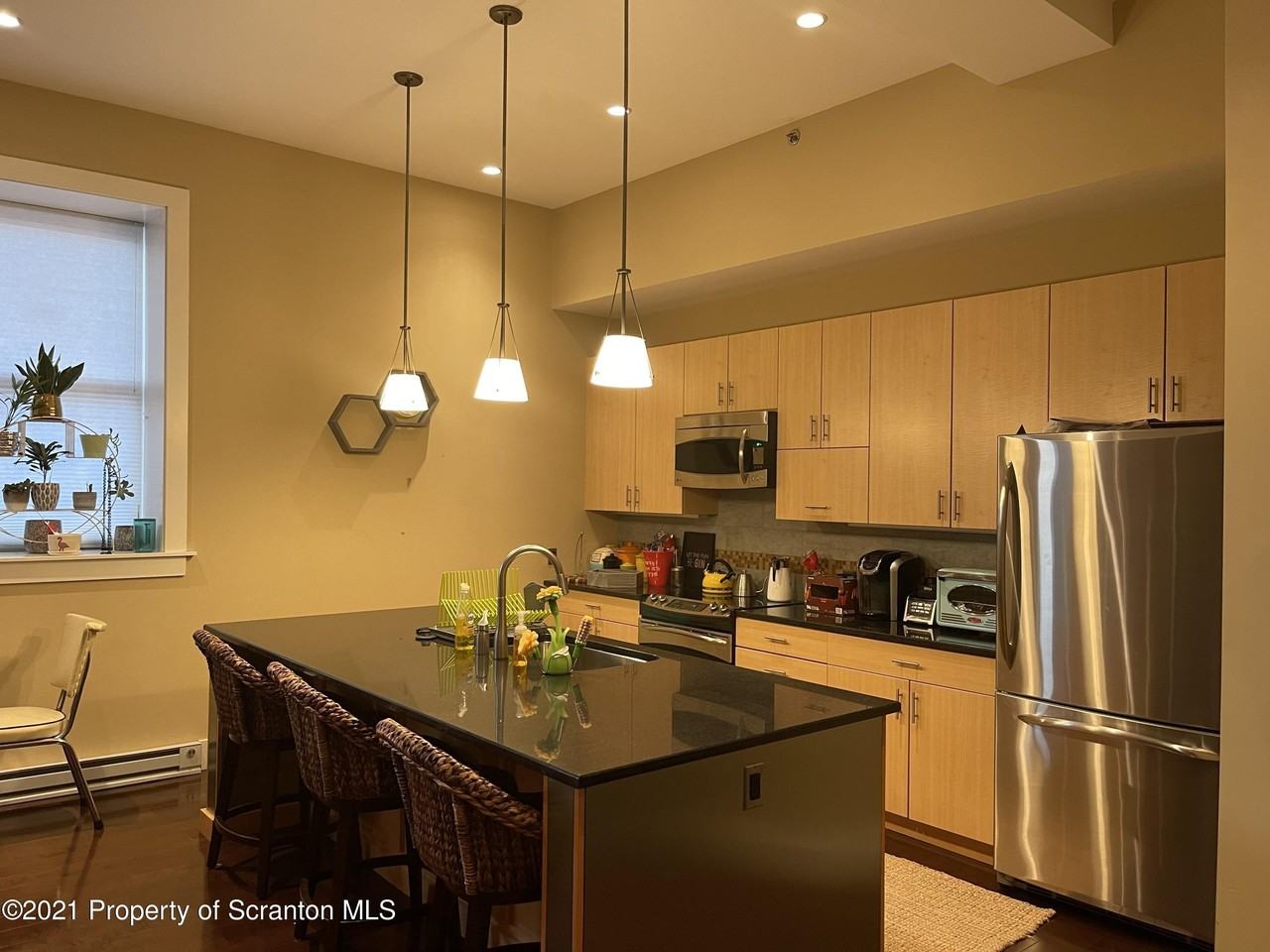 529 Bogart Pl #201 - Photo 3 of 13