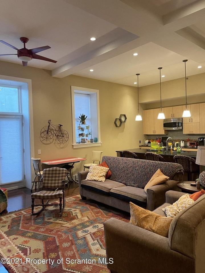529 Bogart Pl #201 - Photo 5 of 13