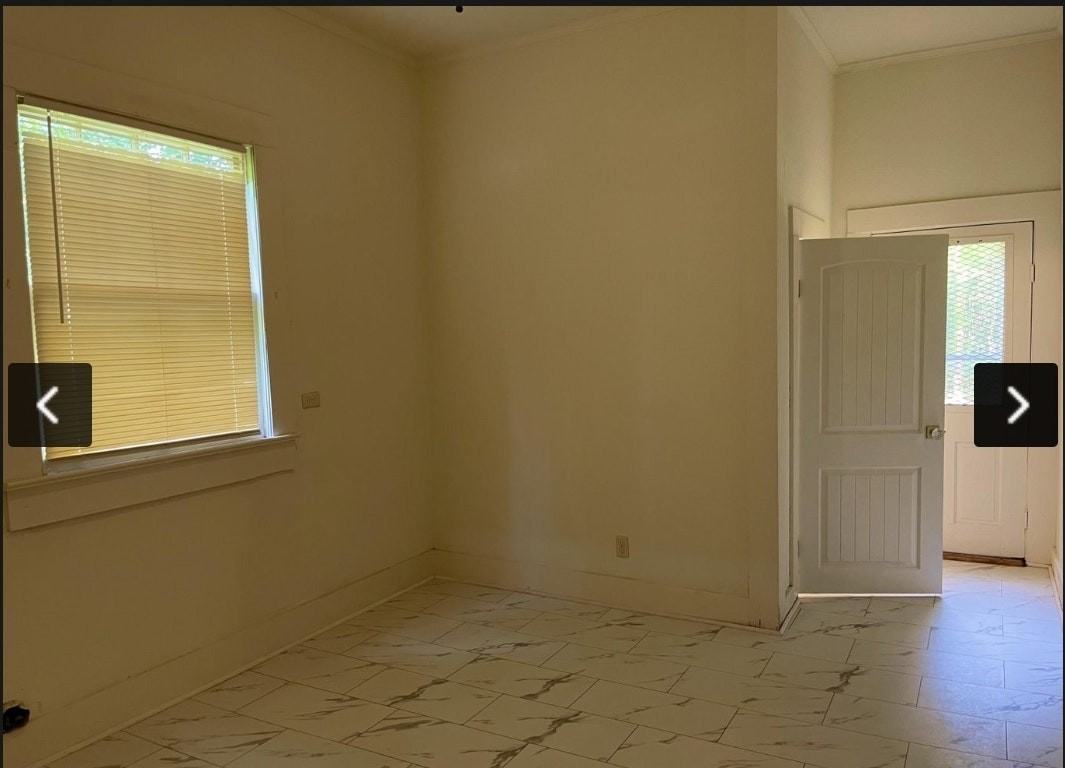 122 Montague Street - Photo 5 of 16
