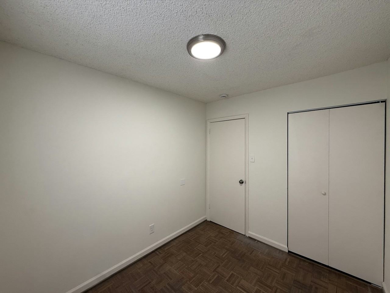 1800 Regal Drive - Photo 5 of 9