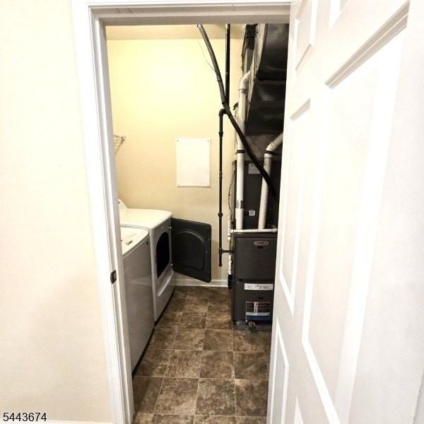 76 Albert Ct - Photo 4 of 20