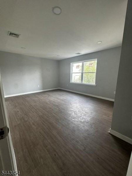 202 Harrison St - Photo 4 of 11