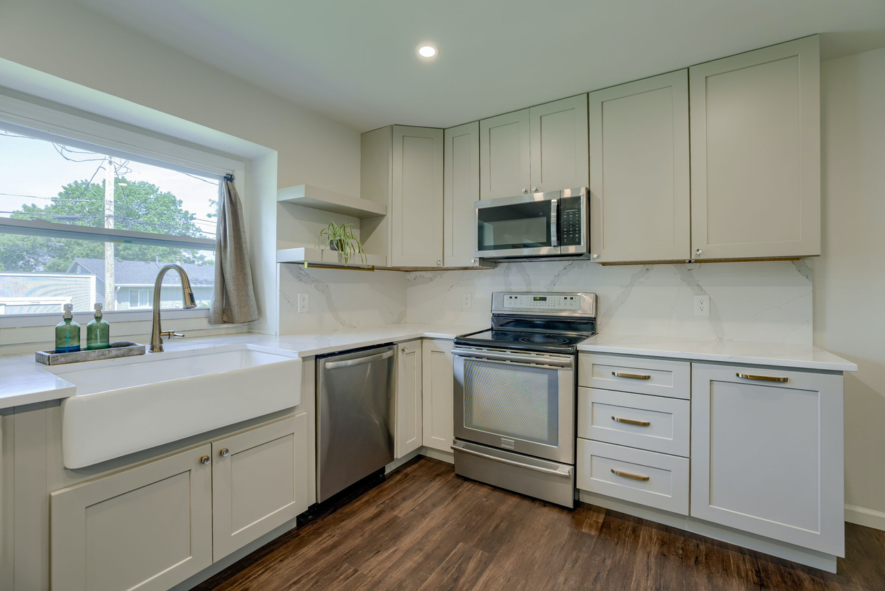 3322 S 78th St #1 - Photo 3 of 27