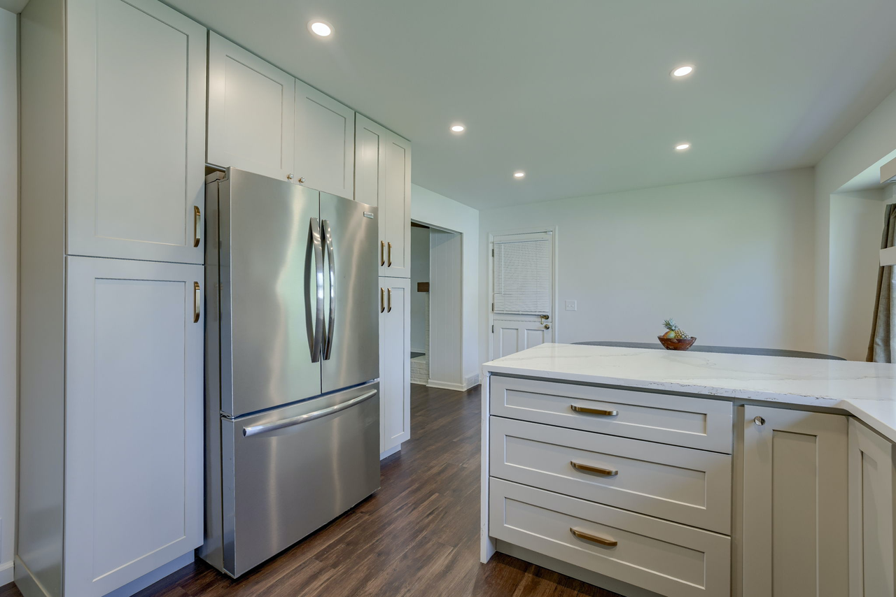 3322 S 78th St #1 - Photo 5 of 27