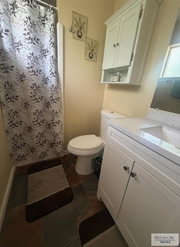 433 Fairwind Dr - Photo 6 of 11