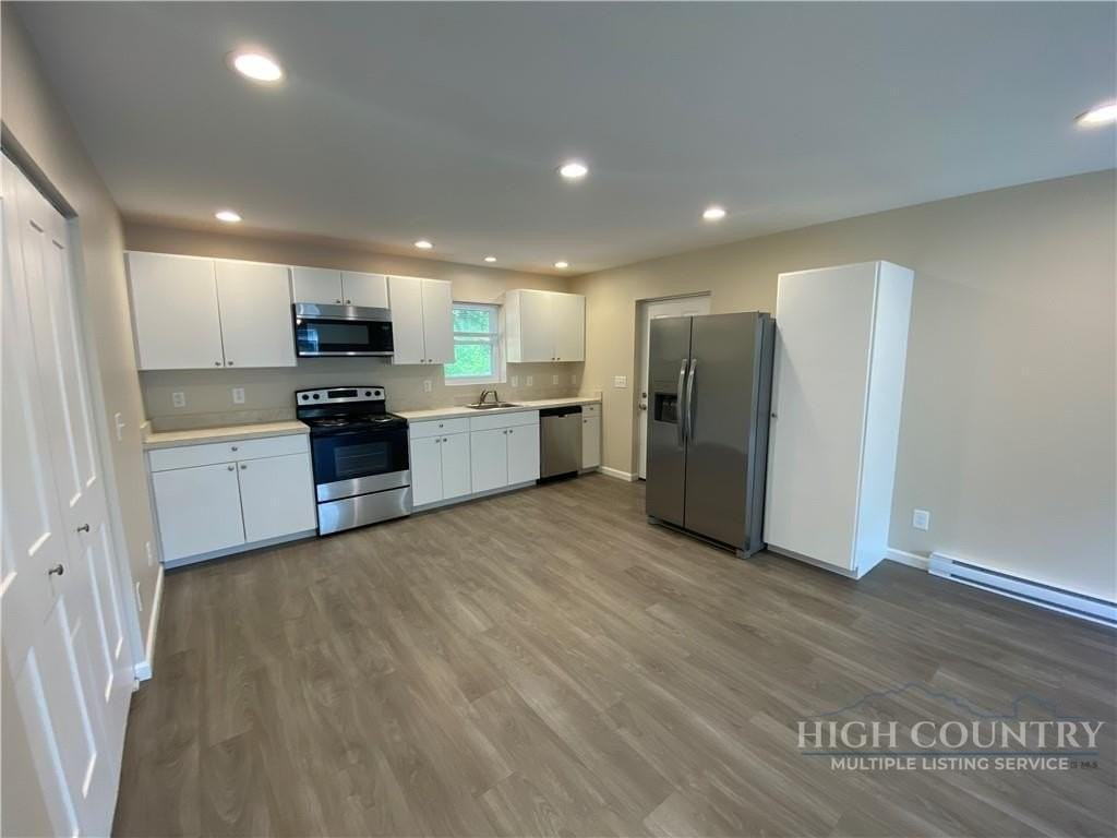 233 Majestic Vine Ln - Photo 4 of 14