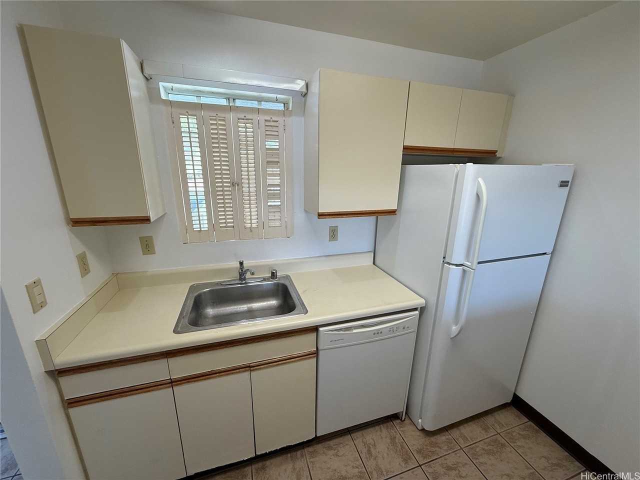 92-1031 Alaa St #17205 - Photo 4 of 25