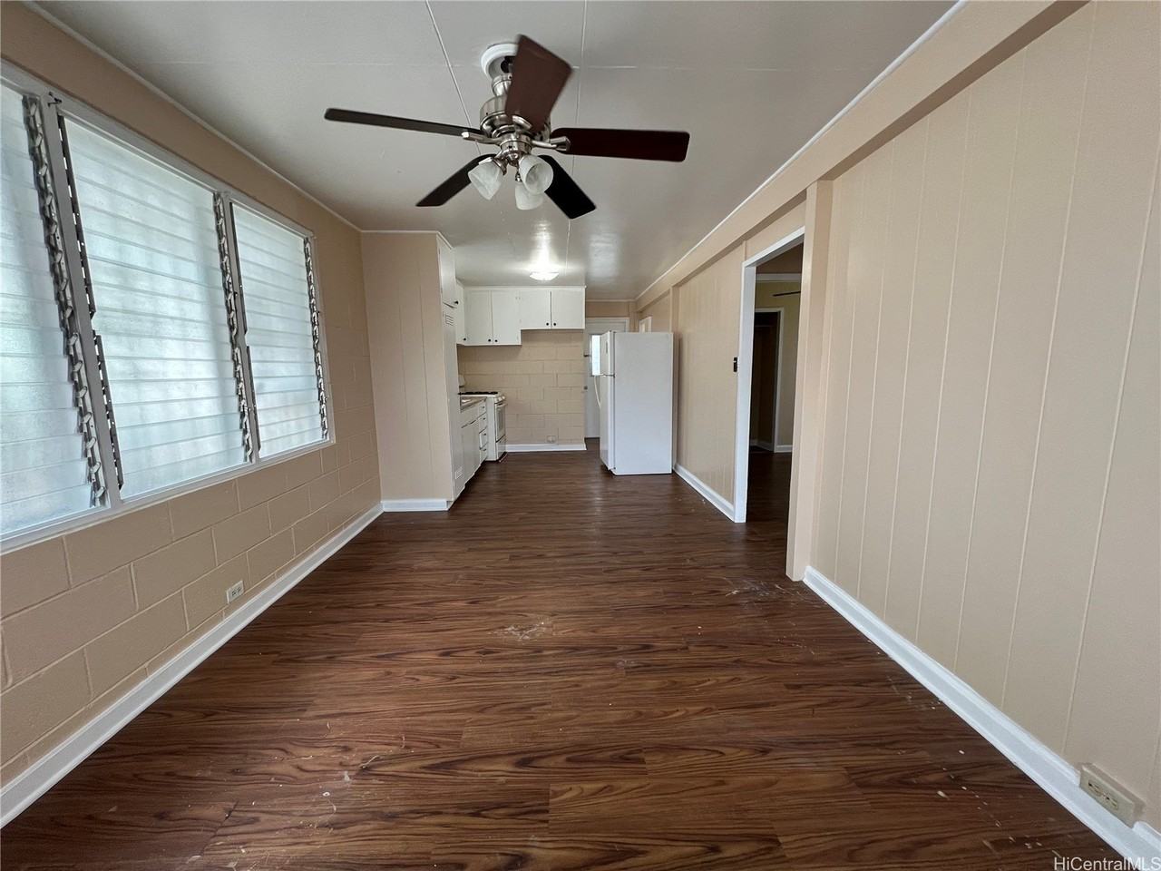 718 Hoawa St #A - Photo 2 of 10