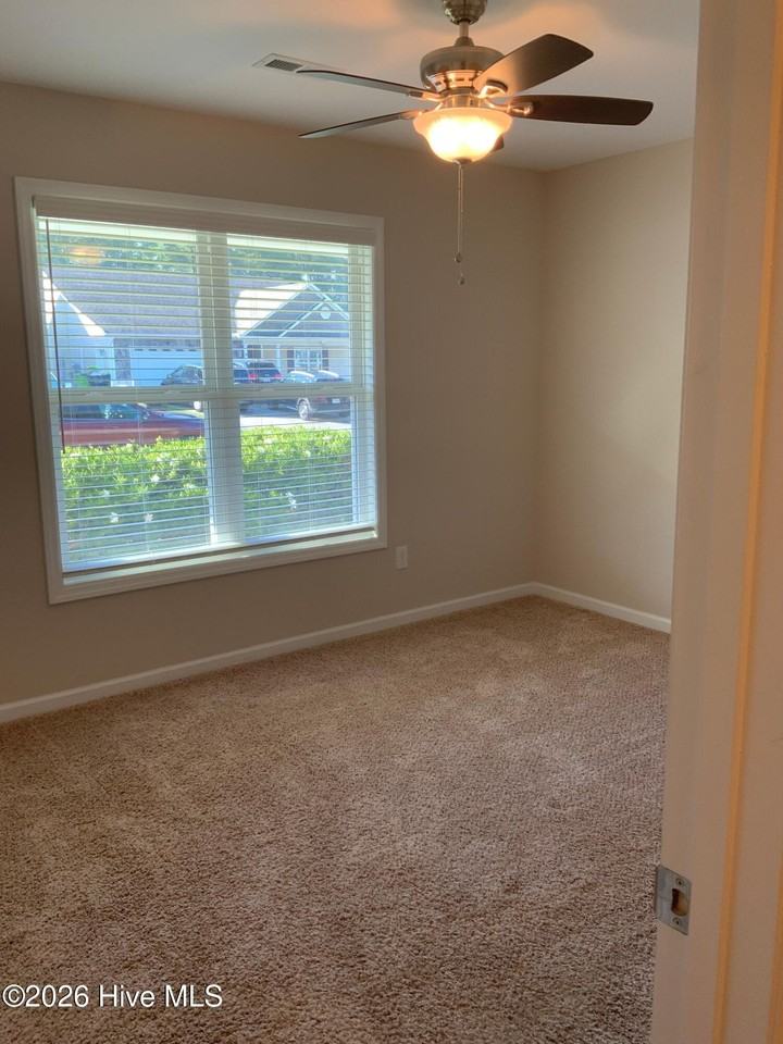 306 Station House Rd - Photo 6 of 16