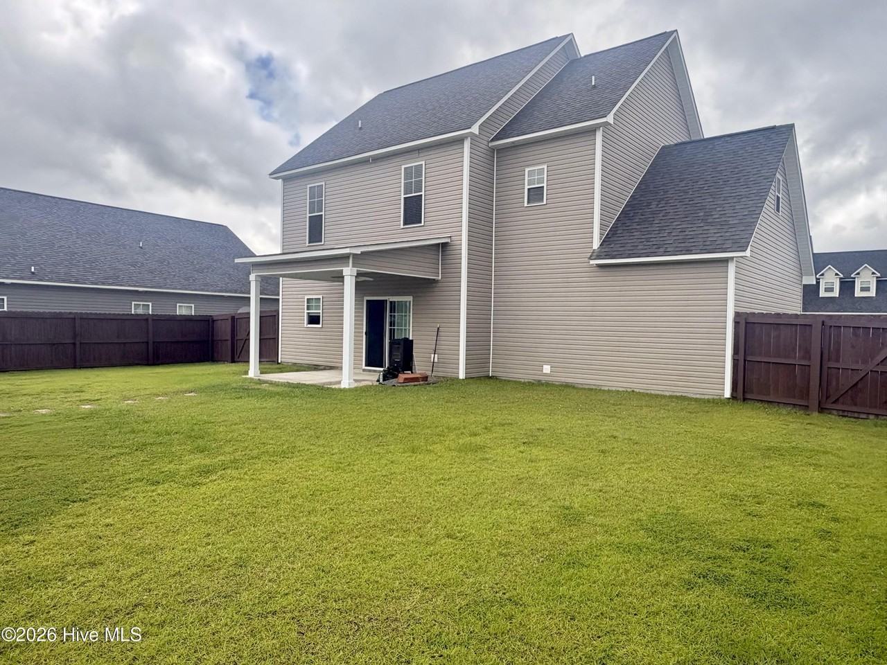 604 Drummond Grove Ln - Photo 5 of 27