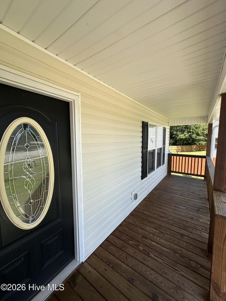 102 Brookhaven Dr - Photo 3 of 41