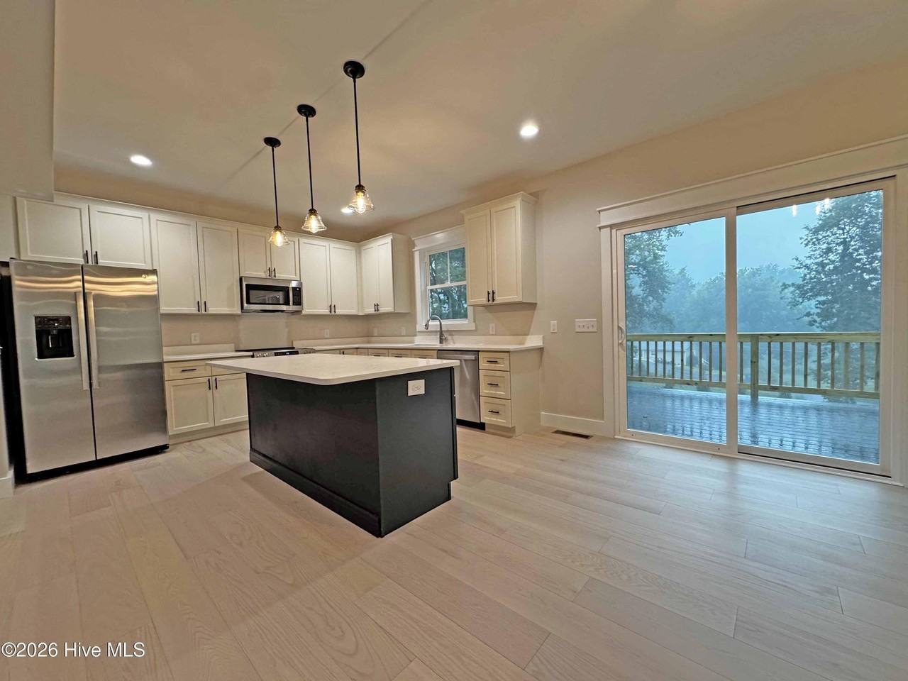 213 N Mcneill St - Photo 5 of 17
