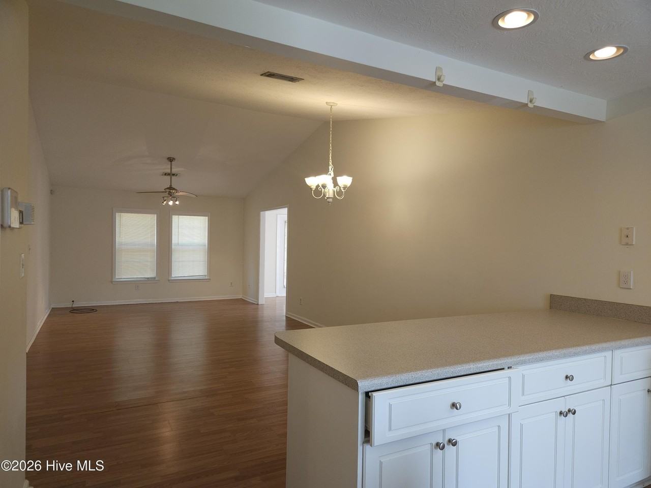 123 Portofino Ln Sw - Photo 2 of 19