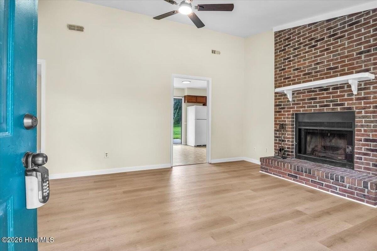 1019 Blue Leaf Pl - Photo 7 of 43