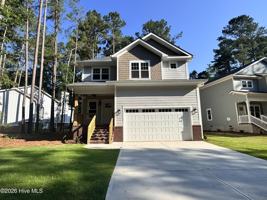 featured image of 668 Wren Ln