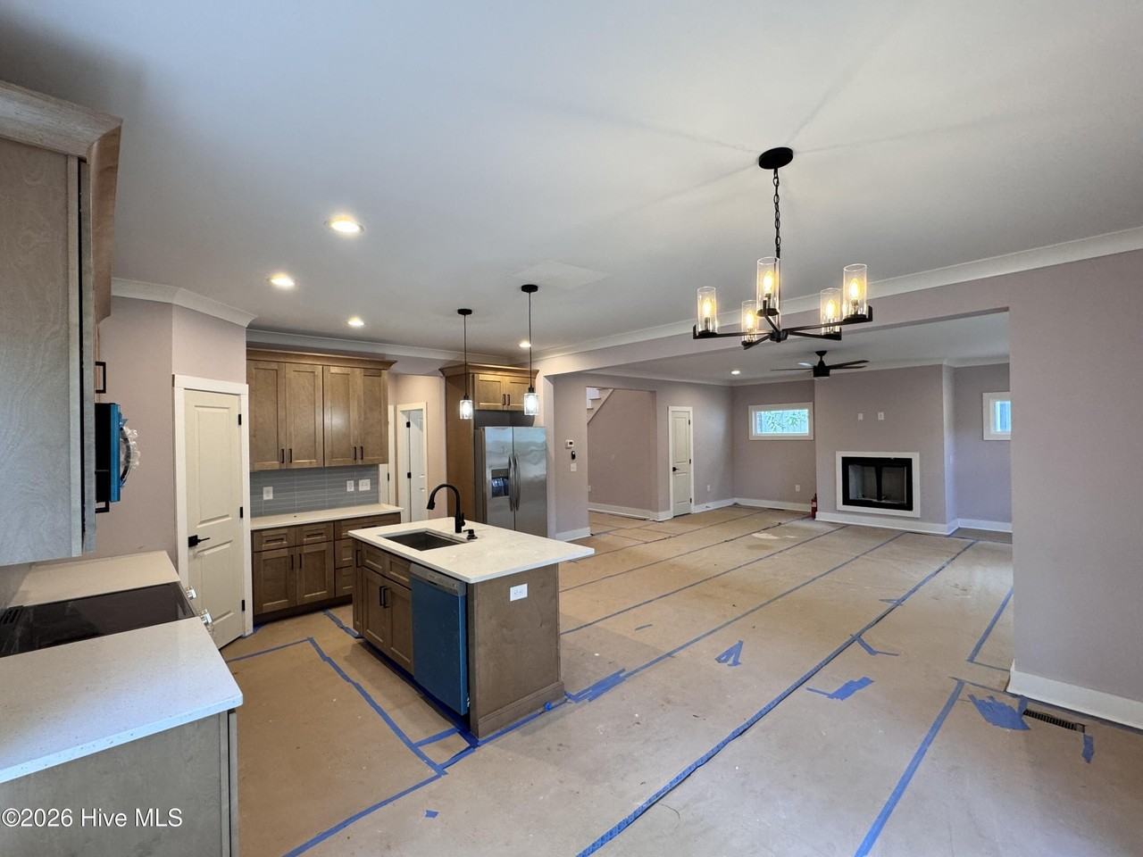 668 Wren Ln - Photo 7 of 30
