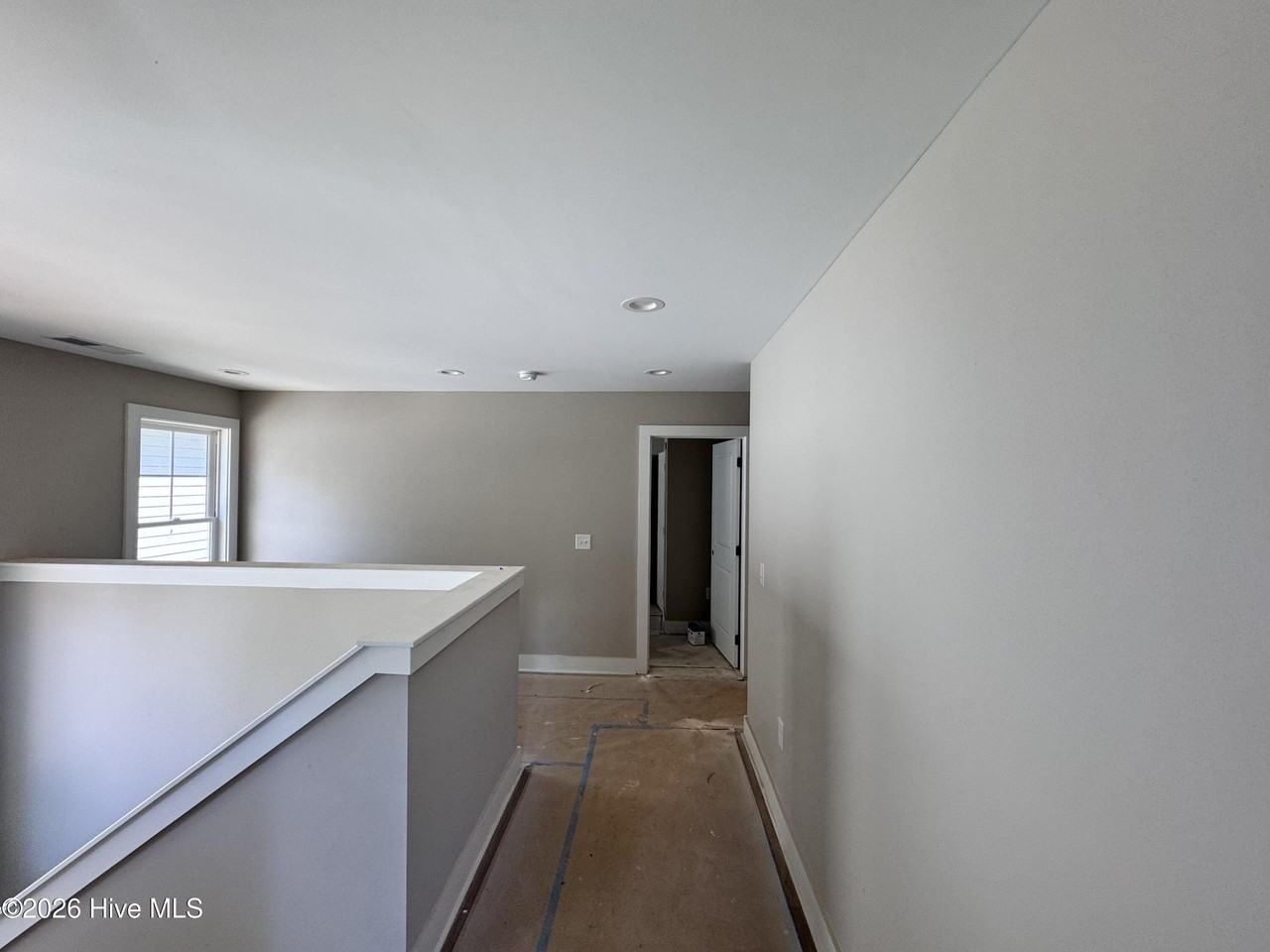 662 Wren Ln - Photo 3 of 26