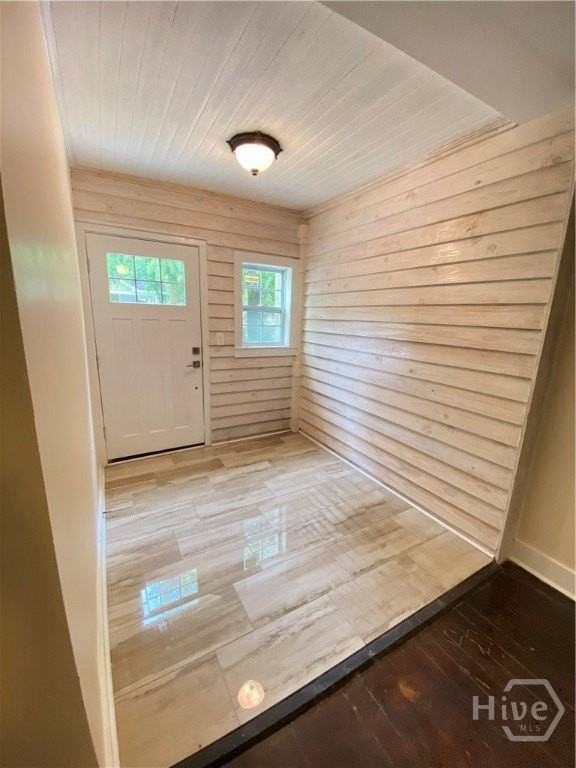 615 Orchard St - Photo 3 of 23