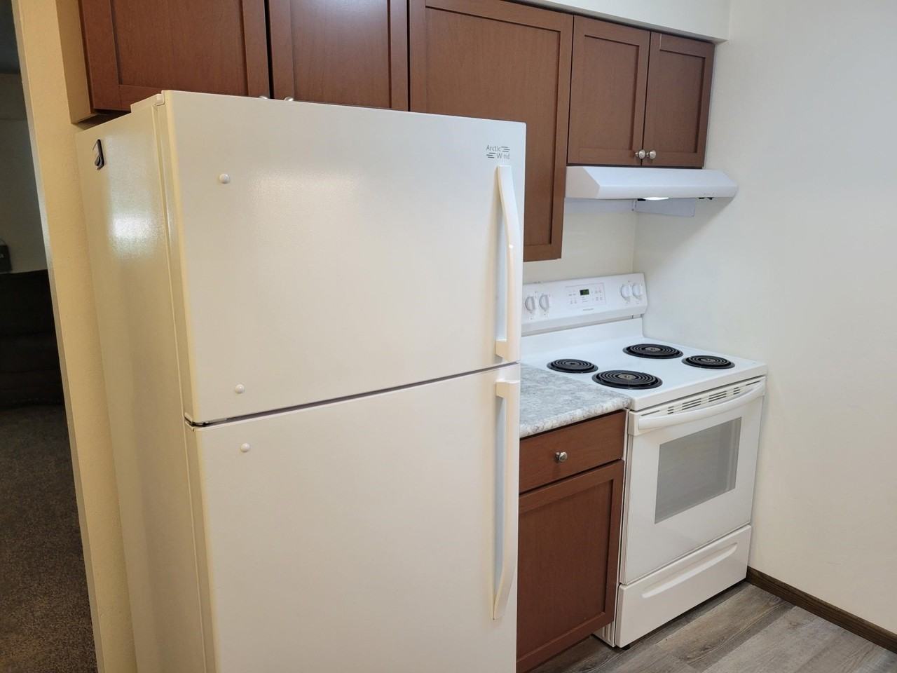 1010 16th St #6 - Photo 4 of 21