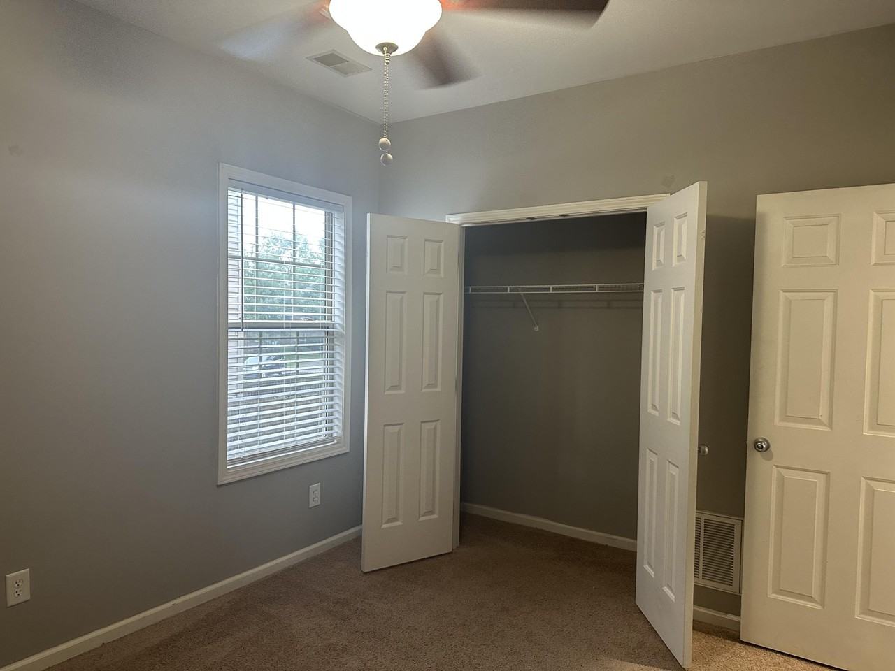 3845 Pinecrest Way - Photo 7 of 16