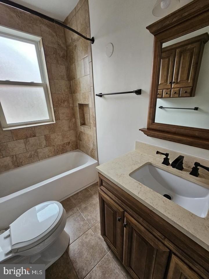 2017 4th St Nw - Photo 6 of 12