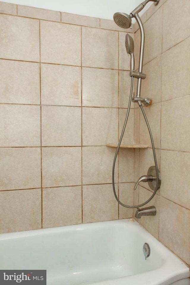 5627 8th St S - Photo 5 of 45