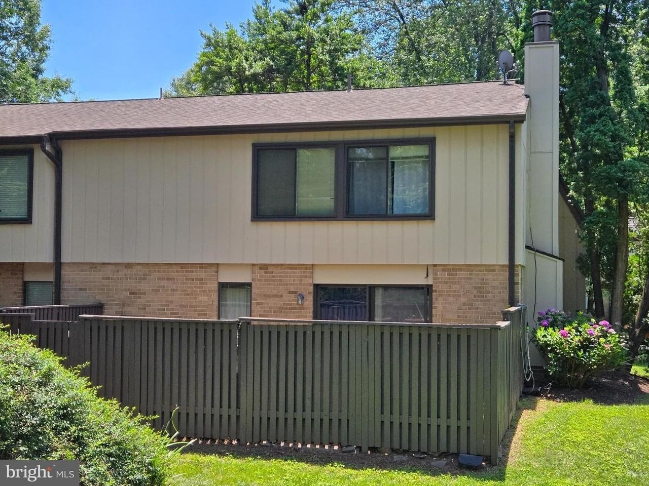 1808 Ivy Oak Sq - Photo 6 of 36