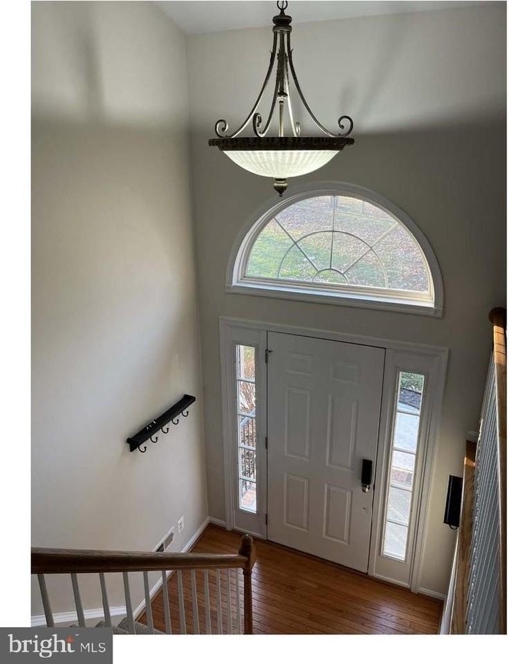 50 Boundary Dr - Photo 2 of 14