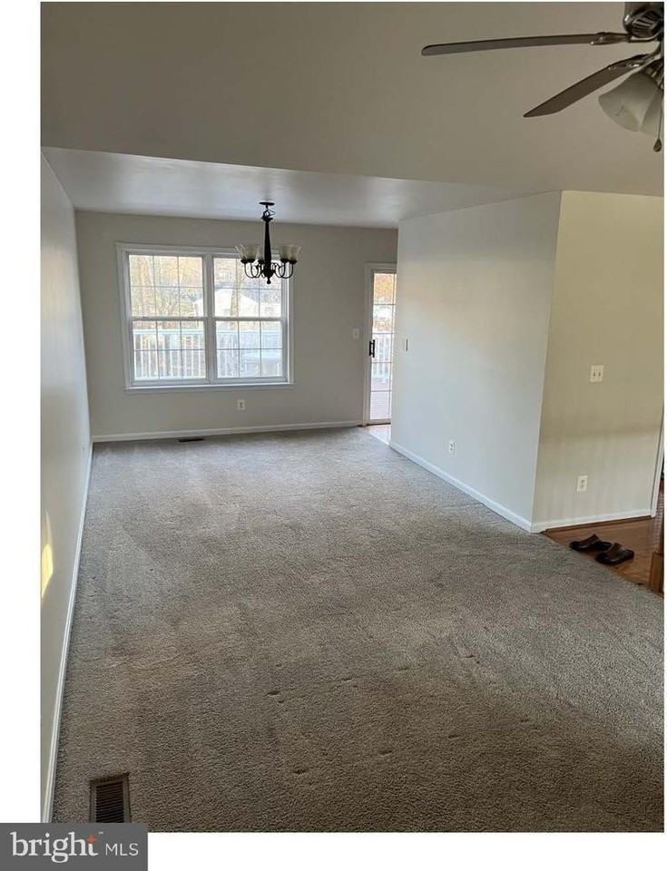 50 Boundary Dr - Photo 4 of 14