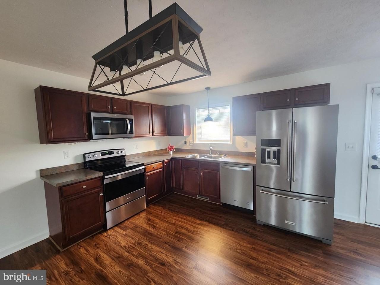 227 Tather Dr - Photo 5 of 23