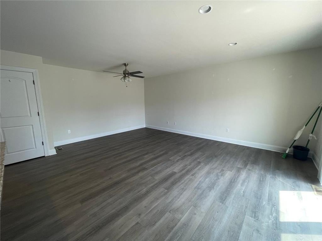 1610 Ravena St - Photo 4 of 18