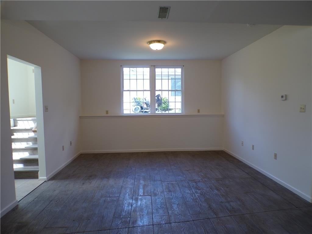 1624 W Whitehall St #1 - Photo 3 of 12