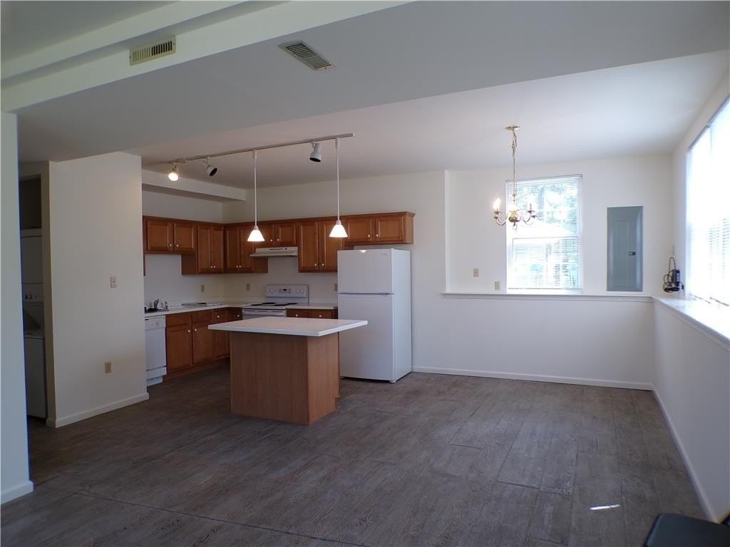 1624 W Whitehall St #1 - Photo 4 of 12