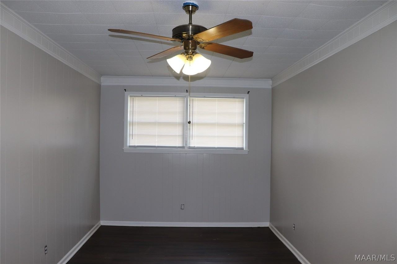 2781 Ashley Ave - Photo 7 of 13