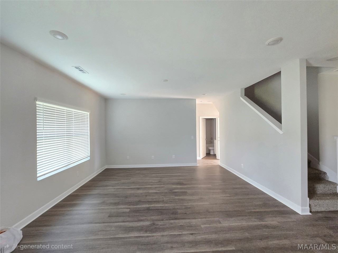 1010 Garden Ln - Photo 2 of 28