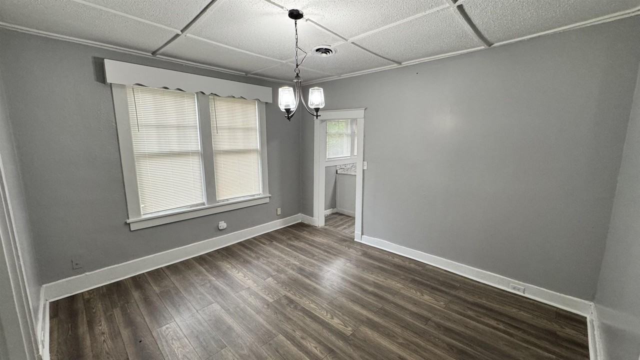 3209 Choctaw Ave - Photo 4 of 12