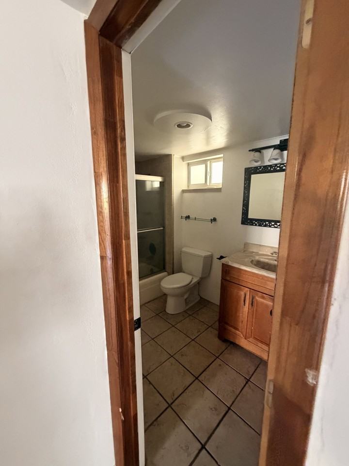 1607 Bay Rd #3D - Photo 7 of 8