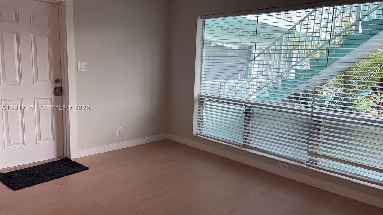 3212 Ne 7th Pl #10 - Photo 3 of 15