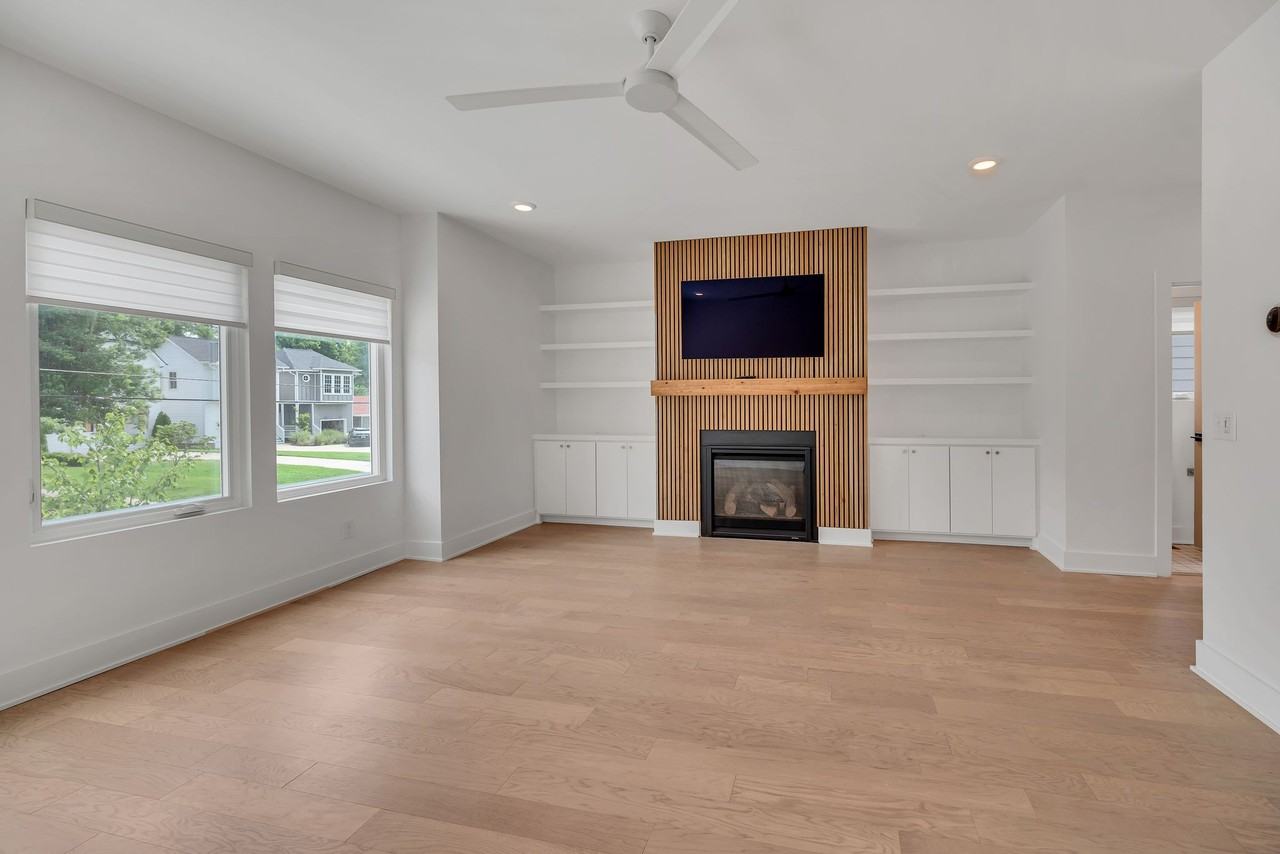 904B Cahal Ave #1 - Photo 3 of 10