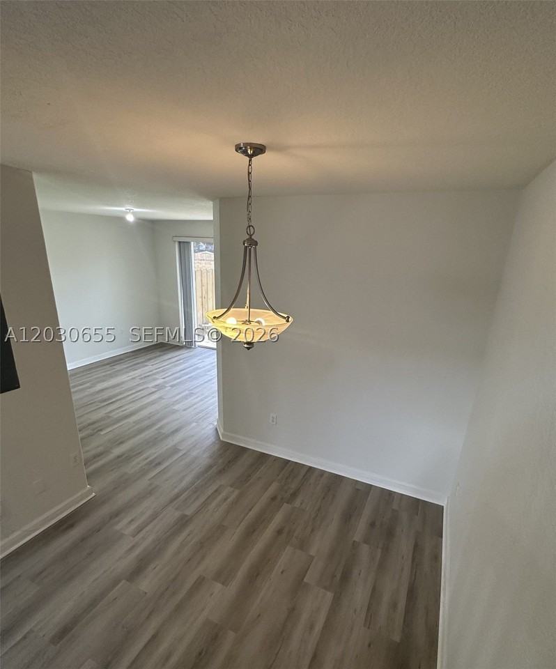 2330 Se 10th St #2330 - Photo 6 of 26