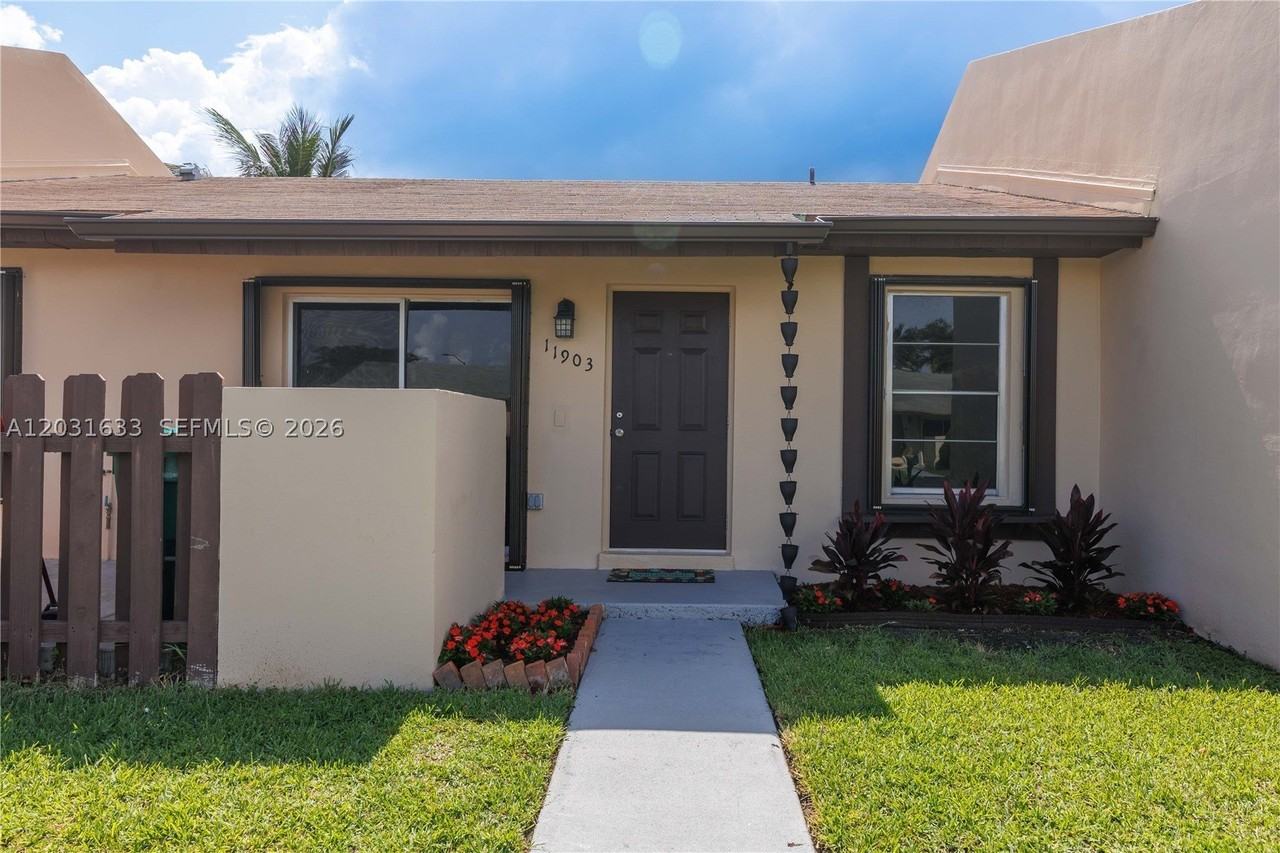 11903 Sw 110th Street Cir E #11903 - Photo 2 of 50