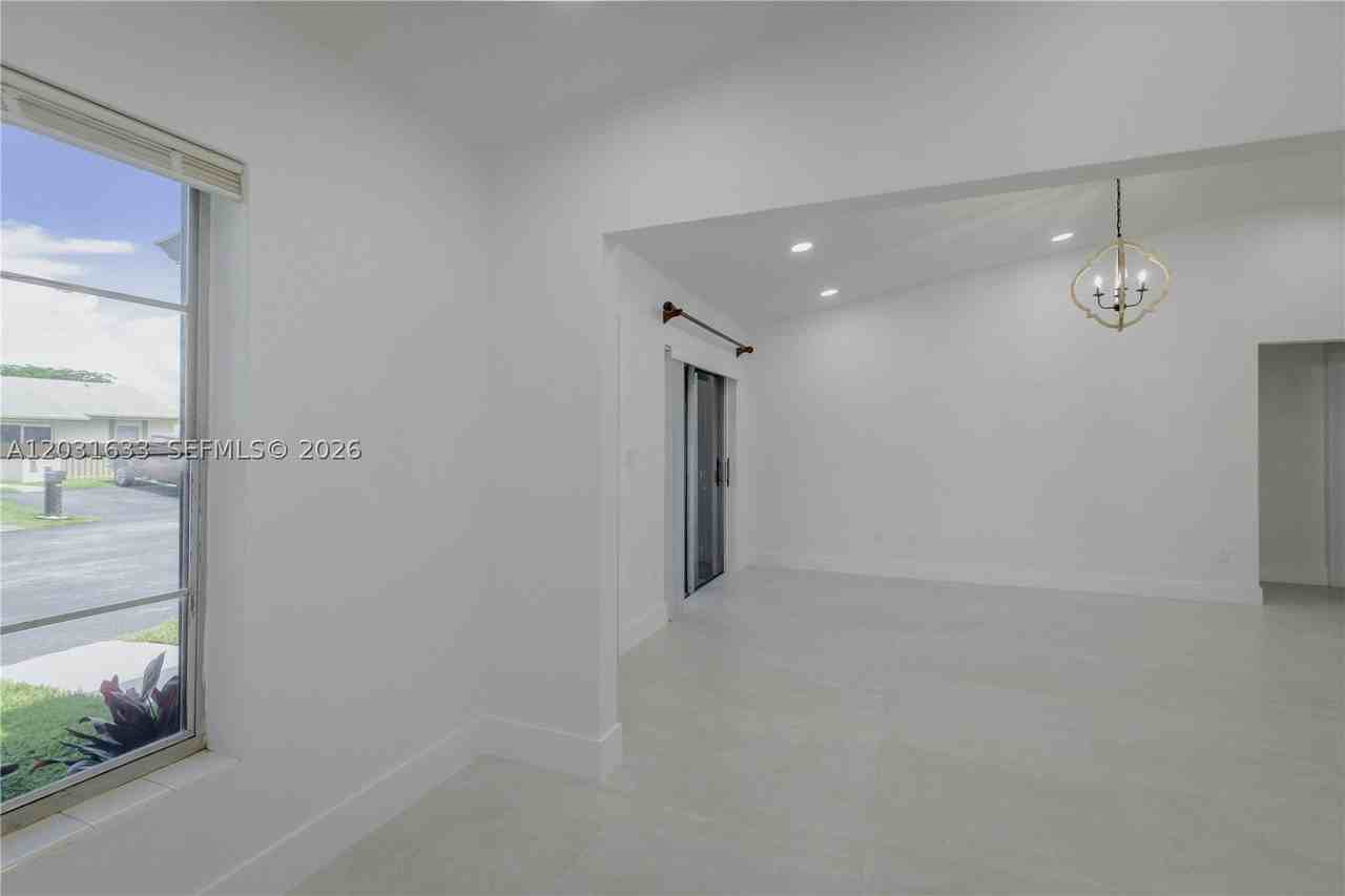 11903 Sw 110th Street Cir E #11903 - Photo 7 of 50