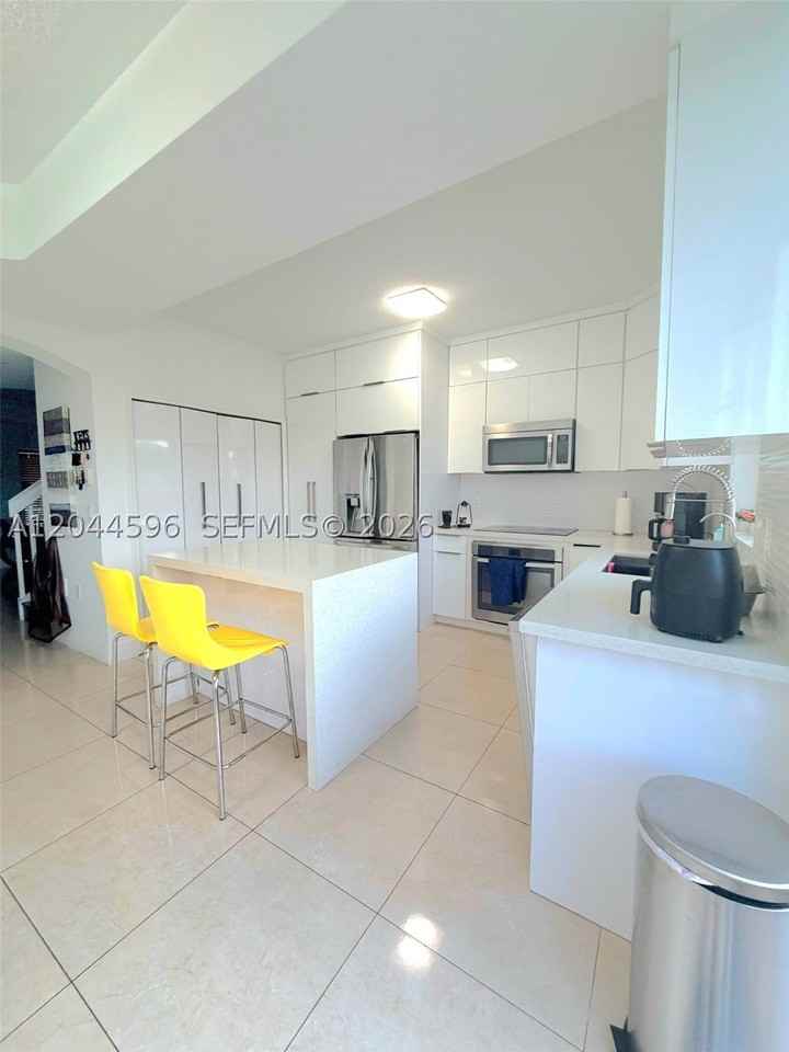 11405 Nw 62nd Ter #236 - Photo 4 of 9