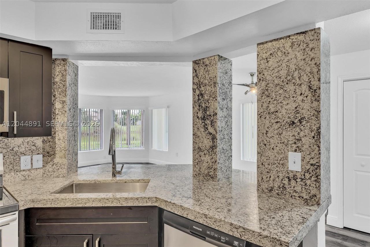 2341 Nw 33rd St #406 - Photo 3 of 31